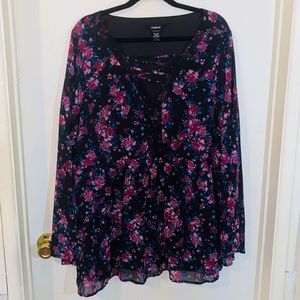 Torrid black floral long sleeve peplum top